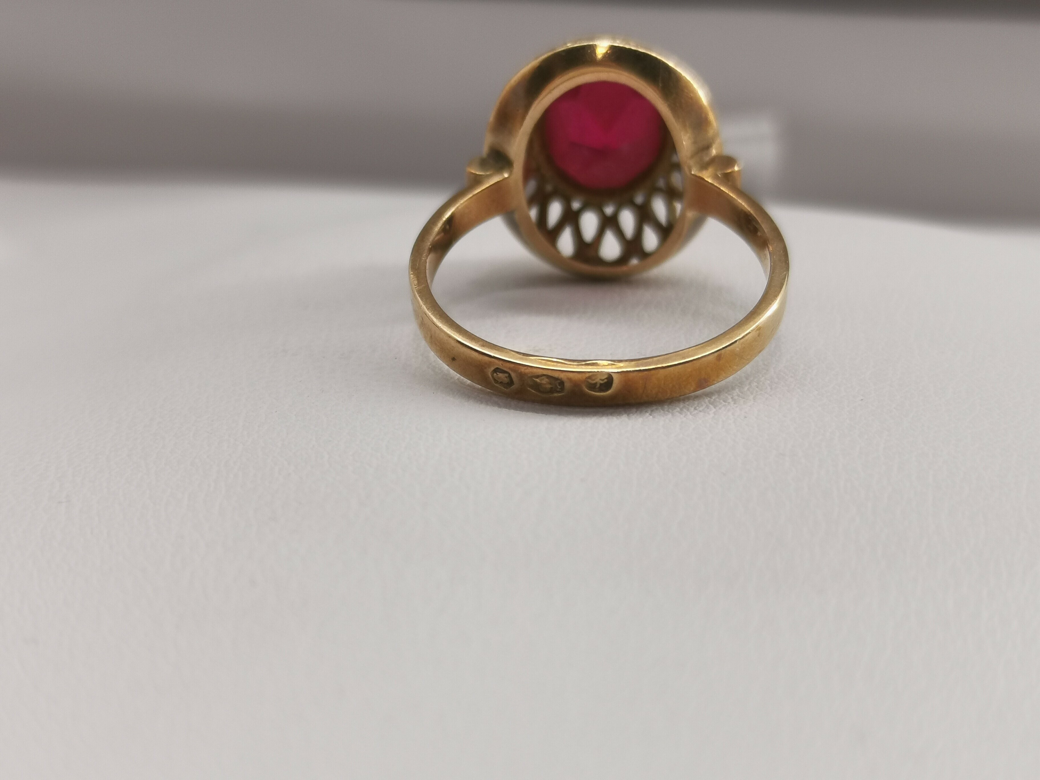 zloty-pierscionek-z-rozowym-kamieniem-pr-585-443-kamien-inny-kamien