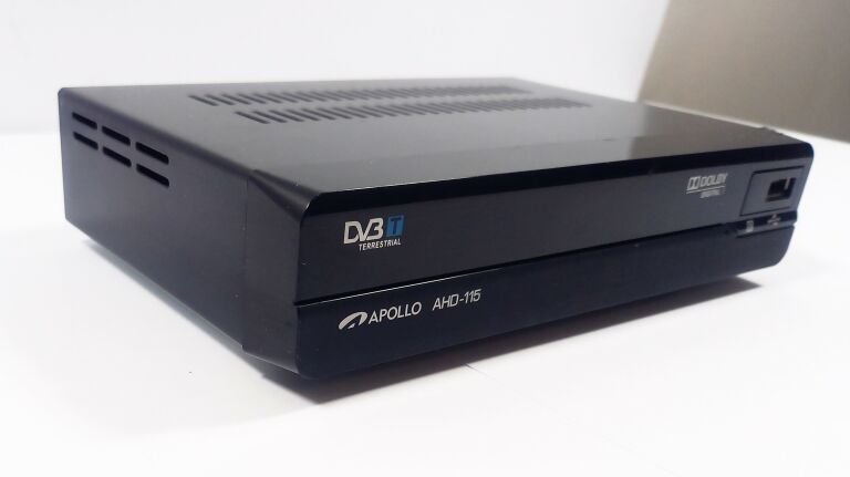DEKODER TELEWIZJI NAZIEMNEJ APOLLO AHD-115/KOMPLE