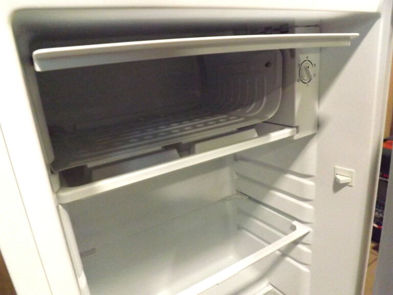 LODÓWKA HAIER HTTF406W