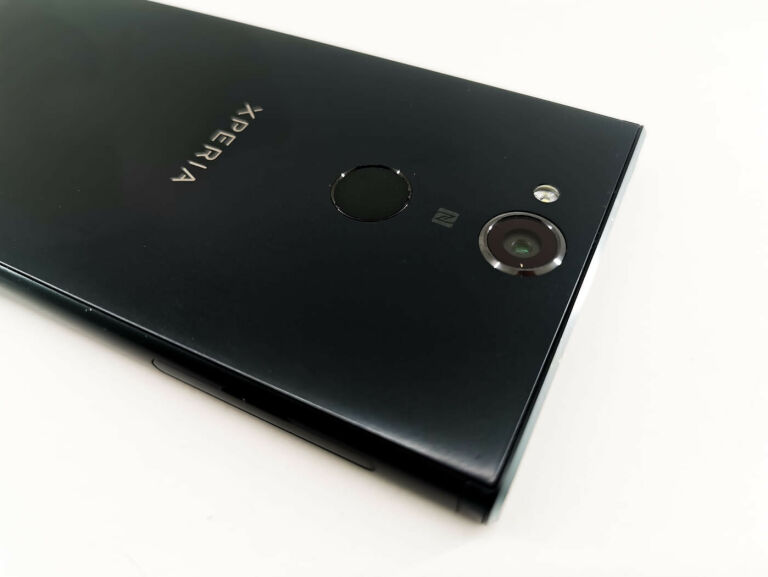 SONY XPERIA XA2