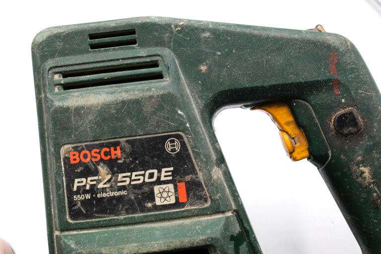 PIŁA SZABLASTA BOSCH PFZ 550 E Z REGULACJĄ OBROTÓ