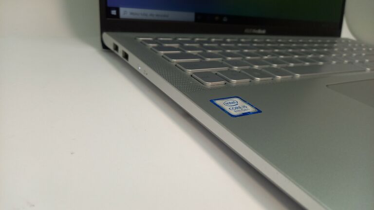 ASUS VIVOBOOK15 A512FA I5-8265U 512/8GB BDB STAN