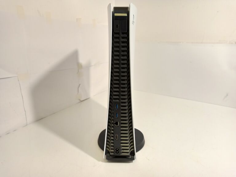 konsola-playstation-5-digital-zestaw-ean-0711719396505