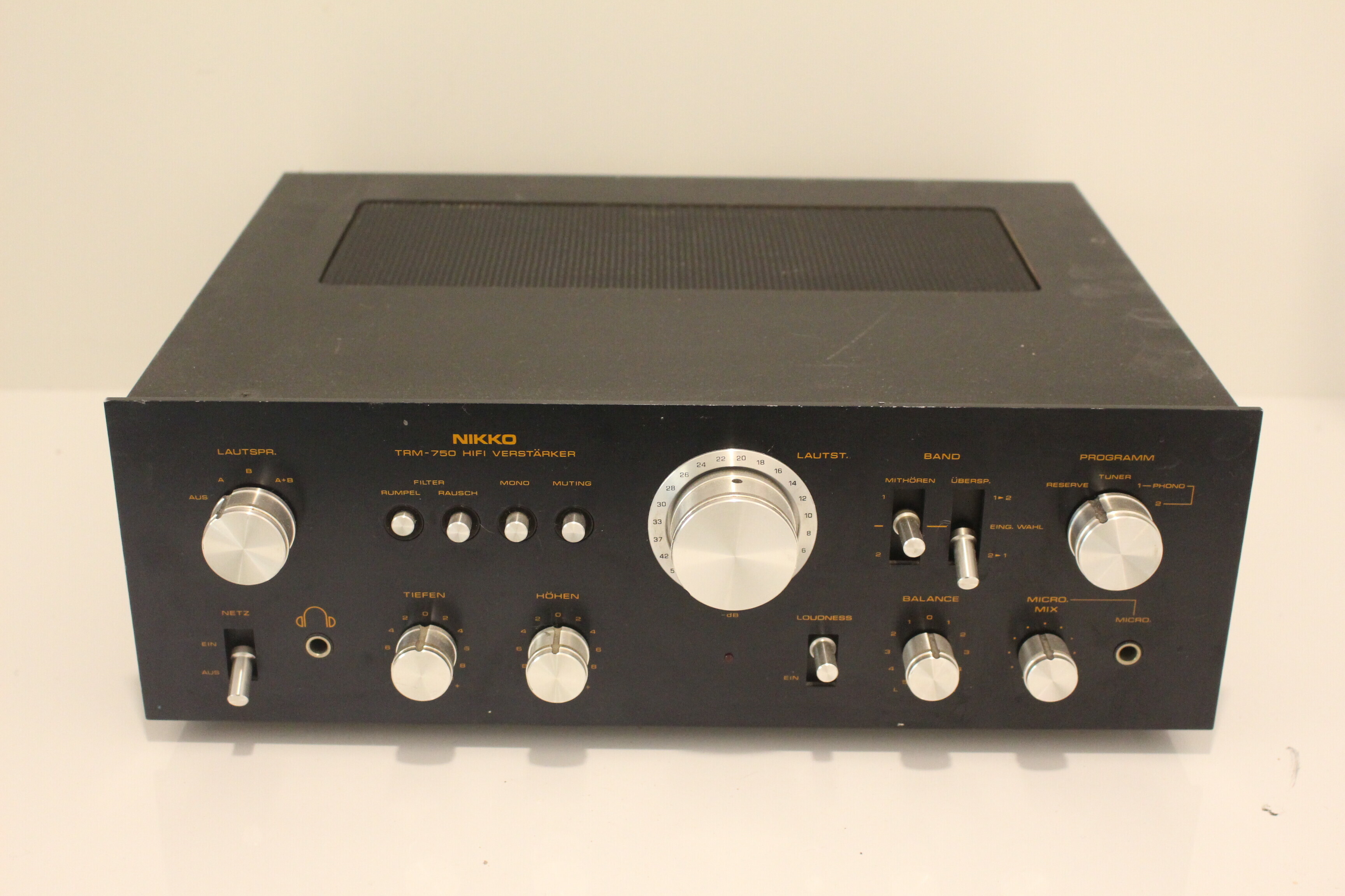 wzmacniacz-stereo-nikko-trm-750-made-in-japan-aleje-jerozolimskie-33-warszawa-bis