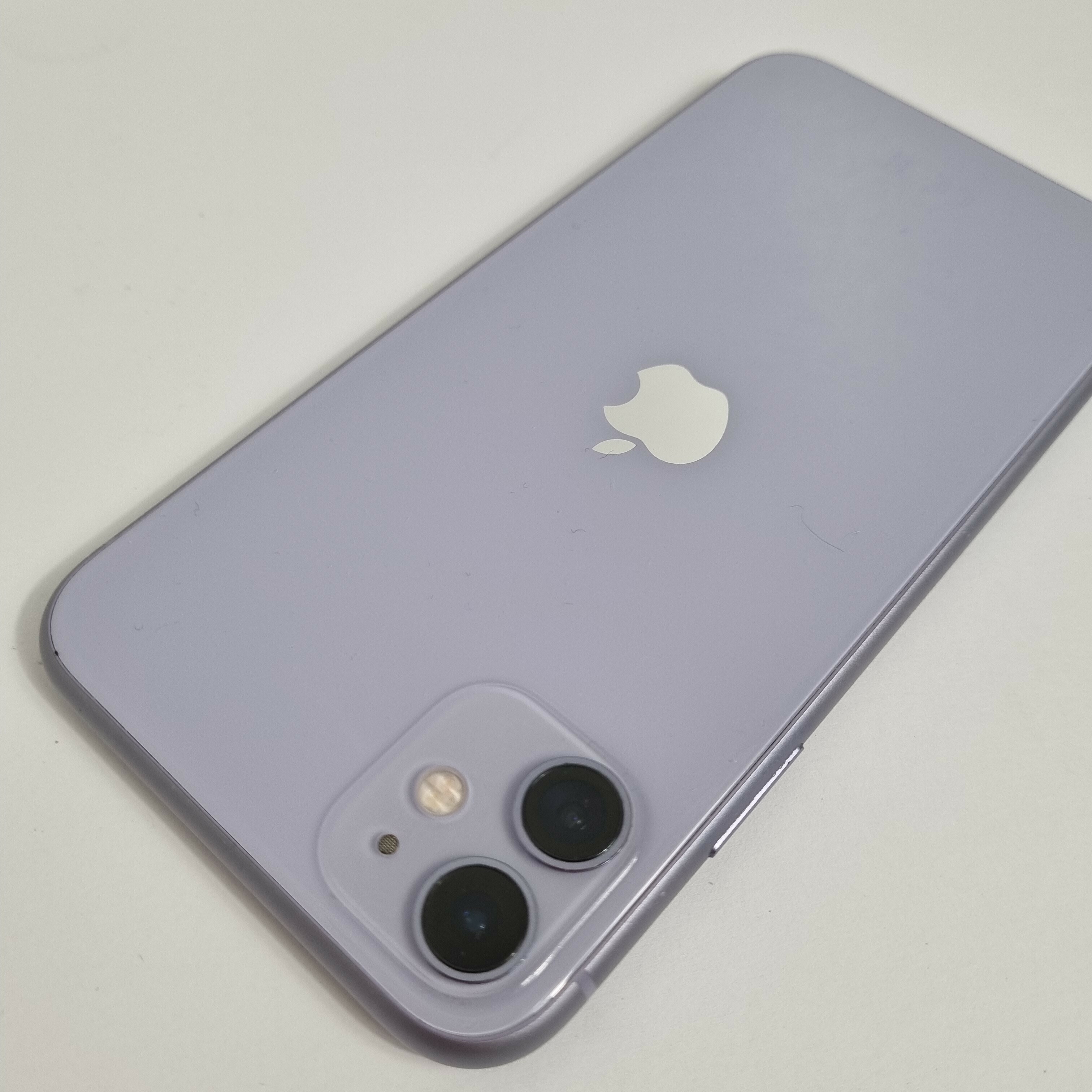 iphone-11-64gb-pamiec-ram-4-gb