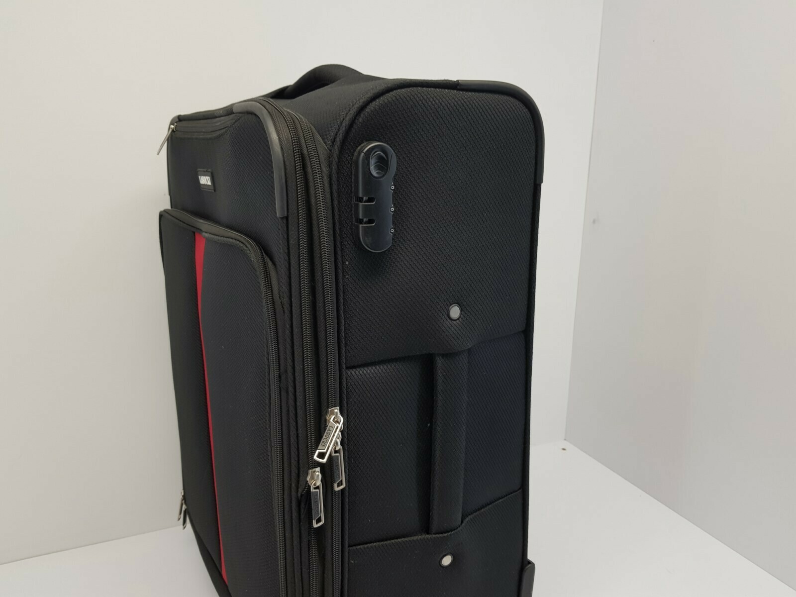 walizka-podrozna-lasocki-marka-inna