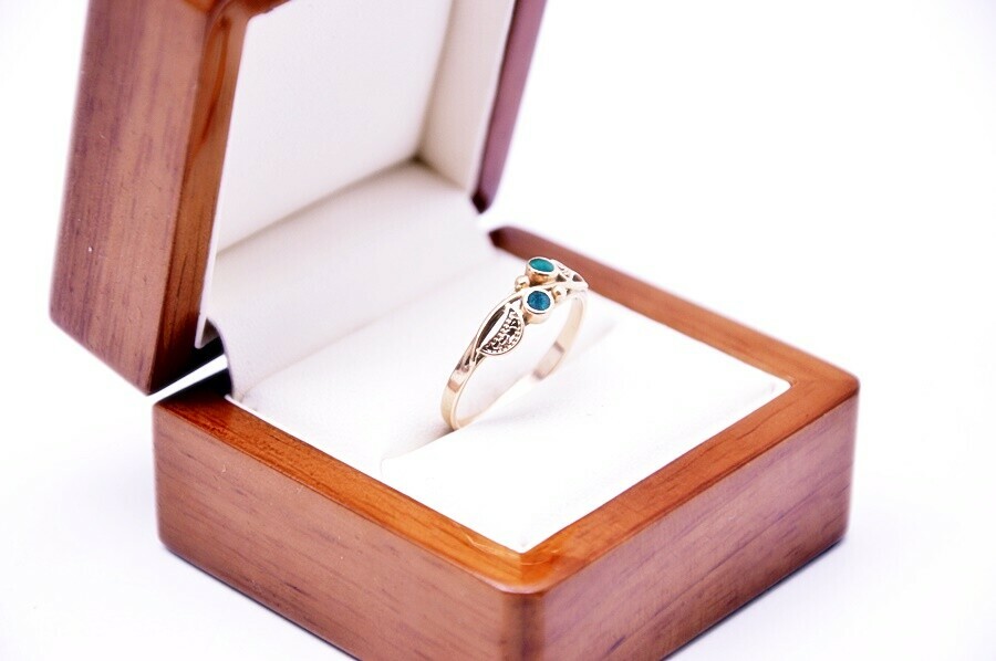 swietny-zloty-pierscionek-585-217g-r19-stan-uzywany