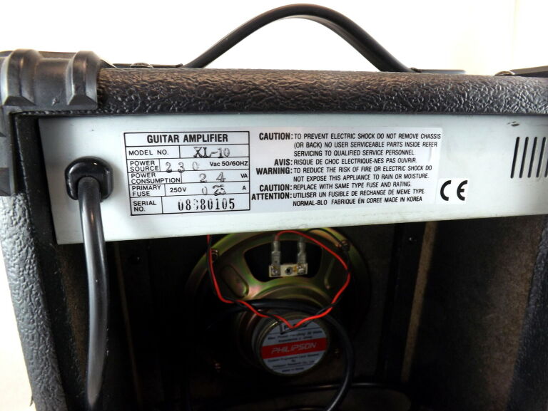 RILEY XL-15R WZMACNIACZ GITAROWY PIECYK 15W
