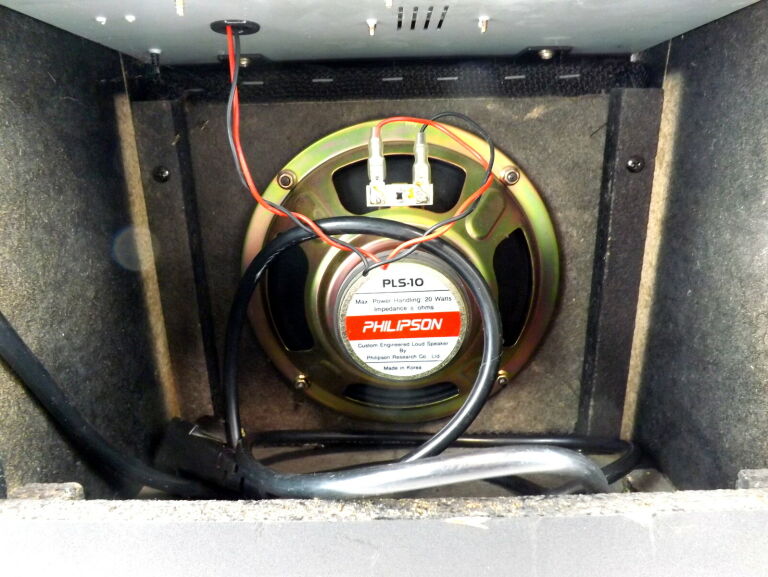 RILEY XL-15R WZMACNIACZ GITAROWY PIECYK 15W