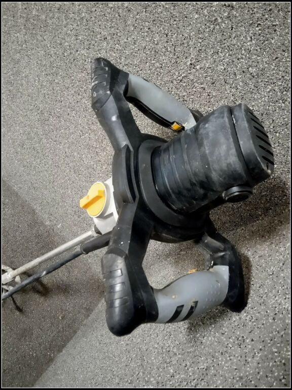 cmi-mieszadlo-do-farb-i-zapraw-c-fr-1350-b-1350-w-stan-uzywany