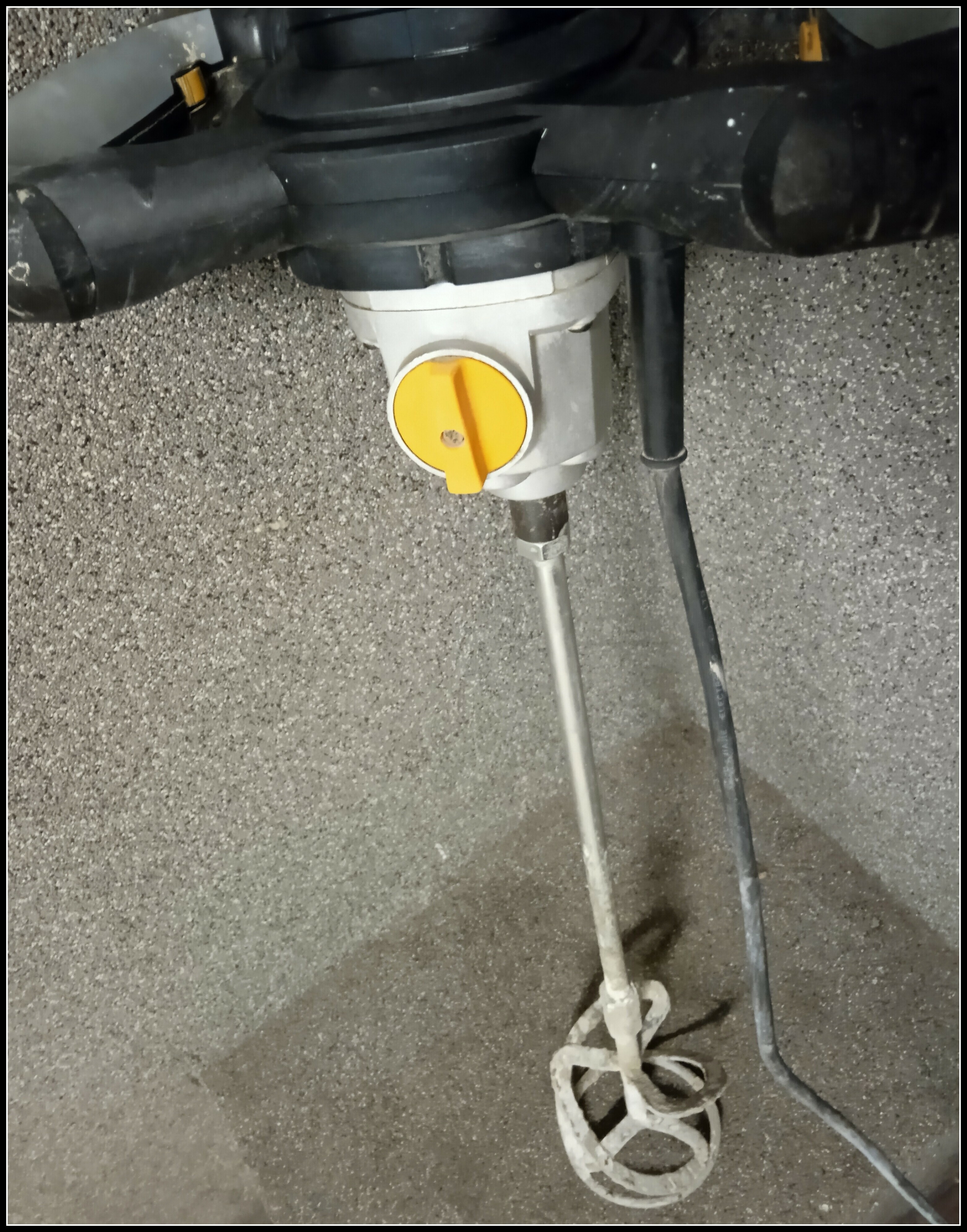 cmi-mieszadlo-do-farb-i-zapraw-c-fr-1350-b-1350-w-marka-cmi