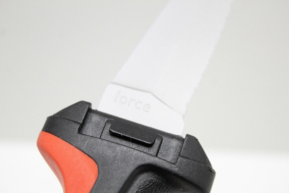 noz-nurkowy-force-mares-typ-ostrza-dwustronne