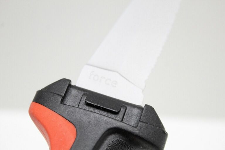 noz-nurkowy-force-mares-typ-ostrza-dwustronne