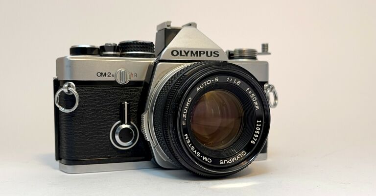 OLYMPUS OM-2N MD + ZUIKO 50MM 1.8