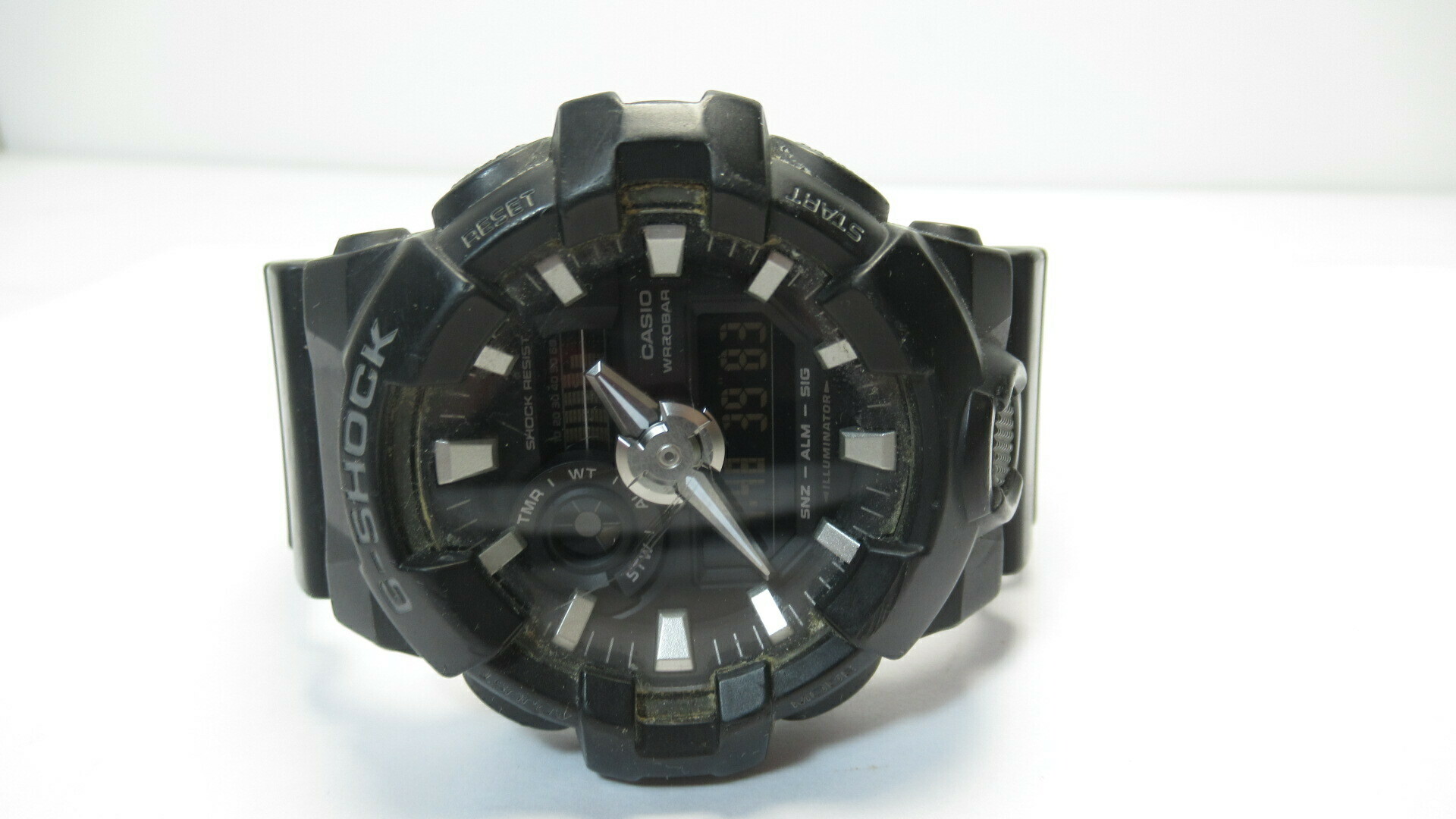 zegarek-casio-g-shock-ga-700-wyszynskiego-24-tczew