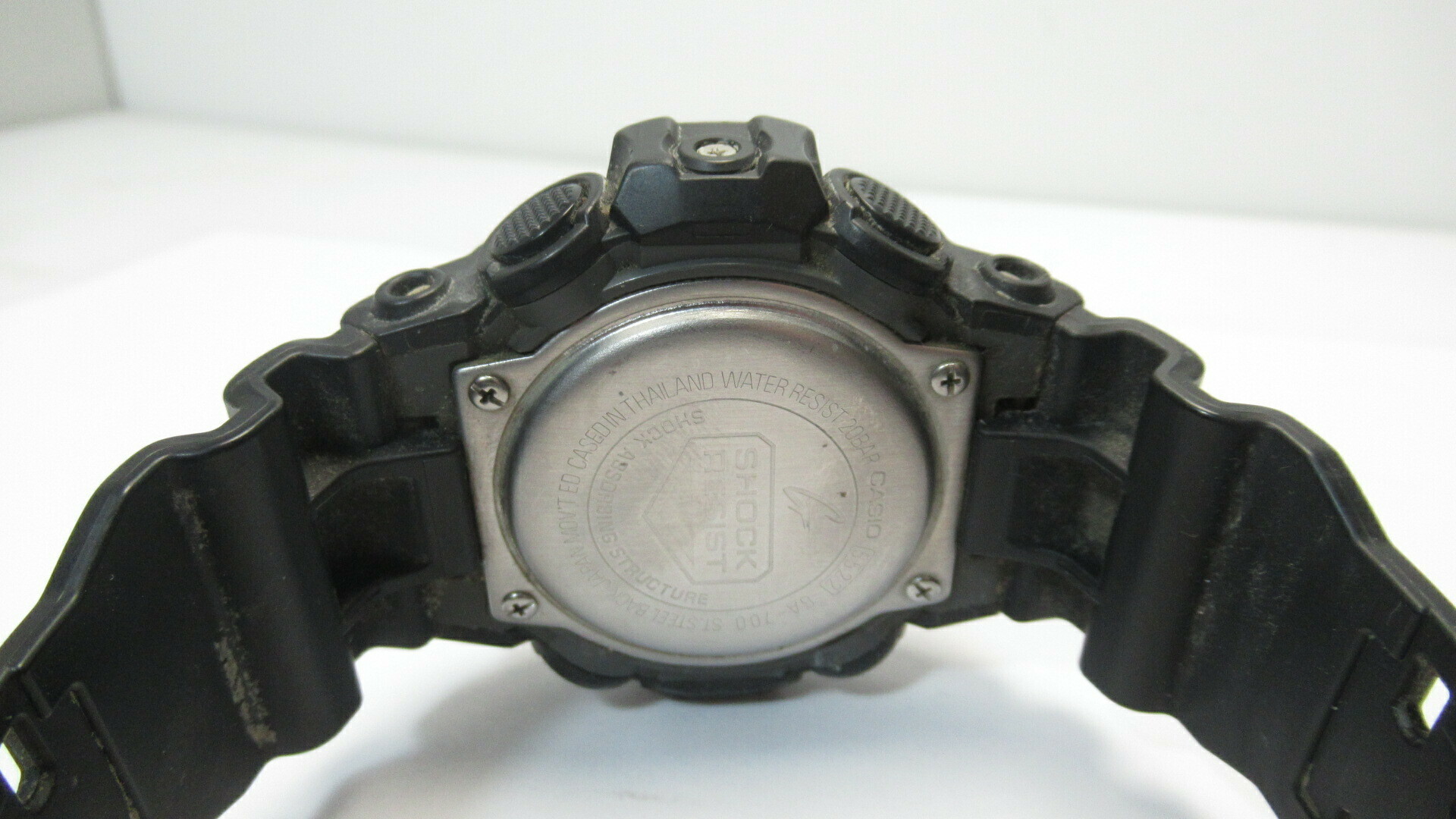 zegarek-casio-g-shock-ga-700-marka-casio