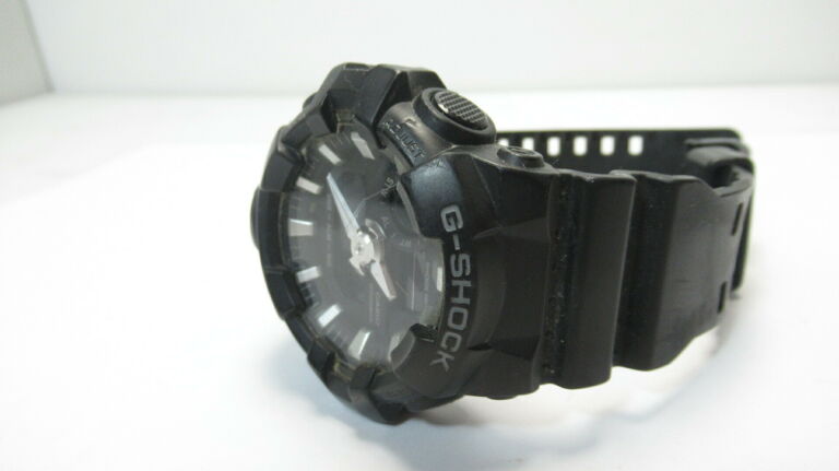 zegarek-casio-g-shock-ga-700-typ-nareczny