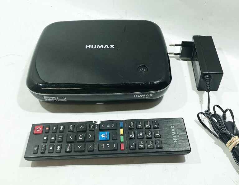 DEKODER HUMAX HD NANO T2