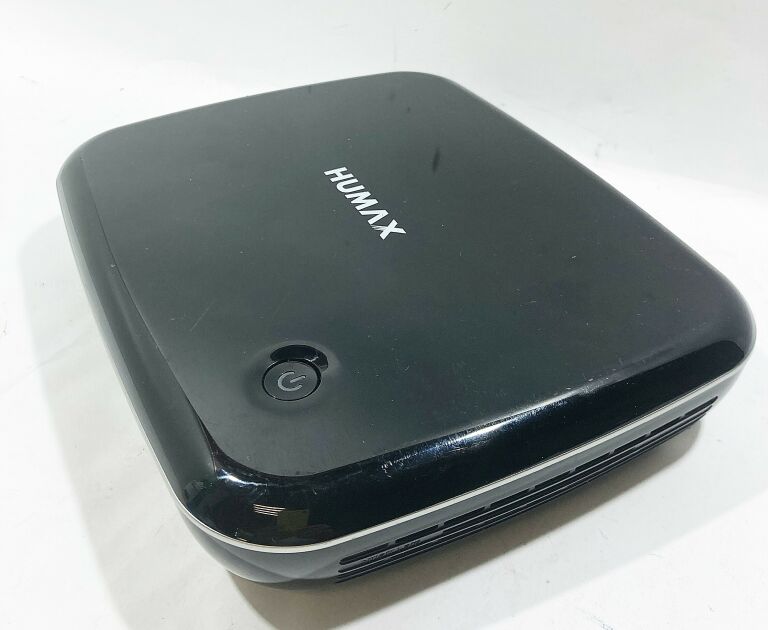DEKODER HUMAX HD NANO T2