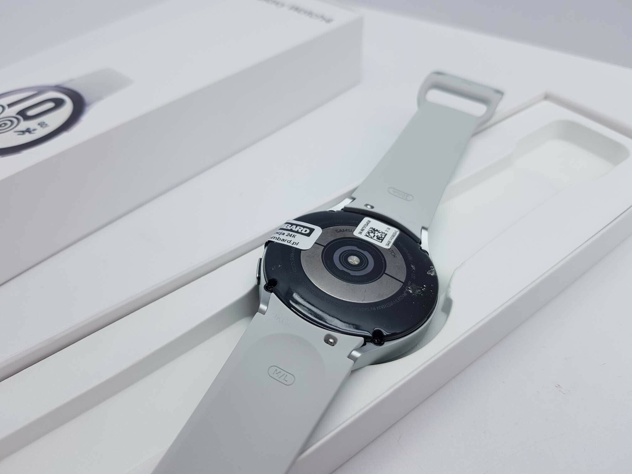 samsung-galaxy-watch-4-aluminium-44mm-silver-lte-jak-nowy-rodzaj-231461-360429