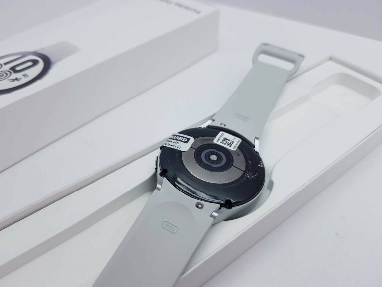 samsung-galaxy-watch-4-aluminium-44mm-silver-lte-jak-nowy-rodzaj-231461-360429