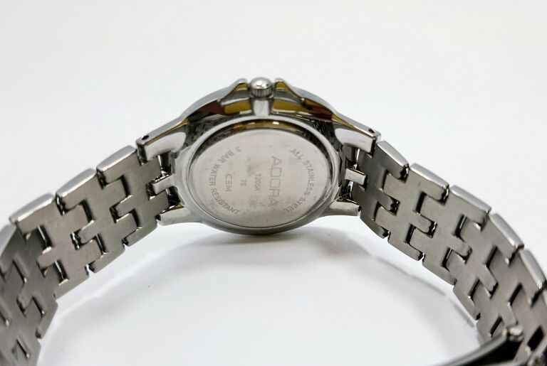 ZEGAREK ADORA DESIGN