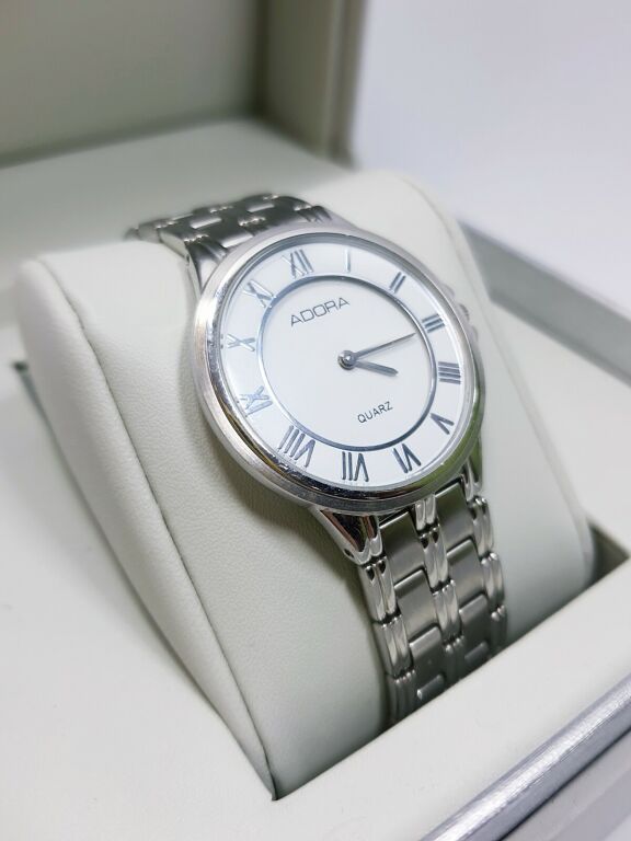 ZEGAREK ADORA DESIGN