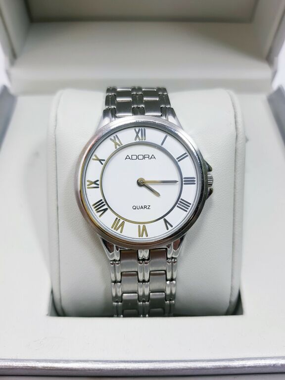 ZEGAREK ADORA DESIGN