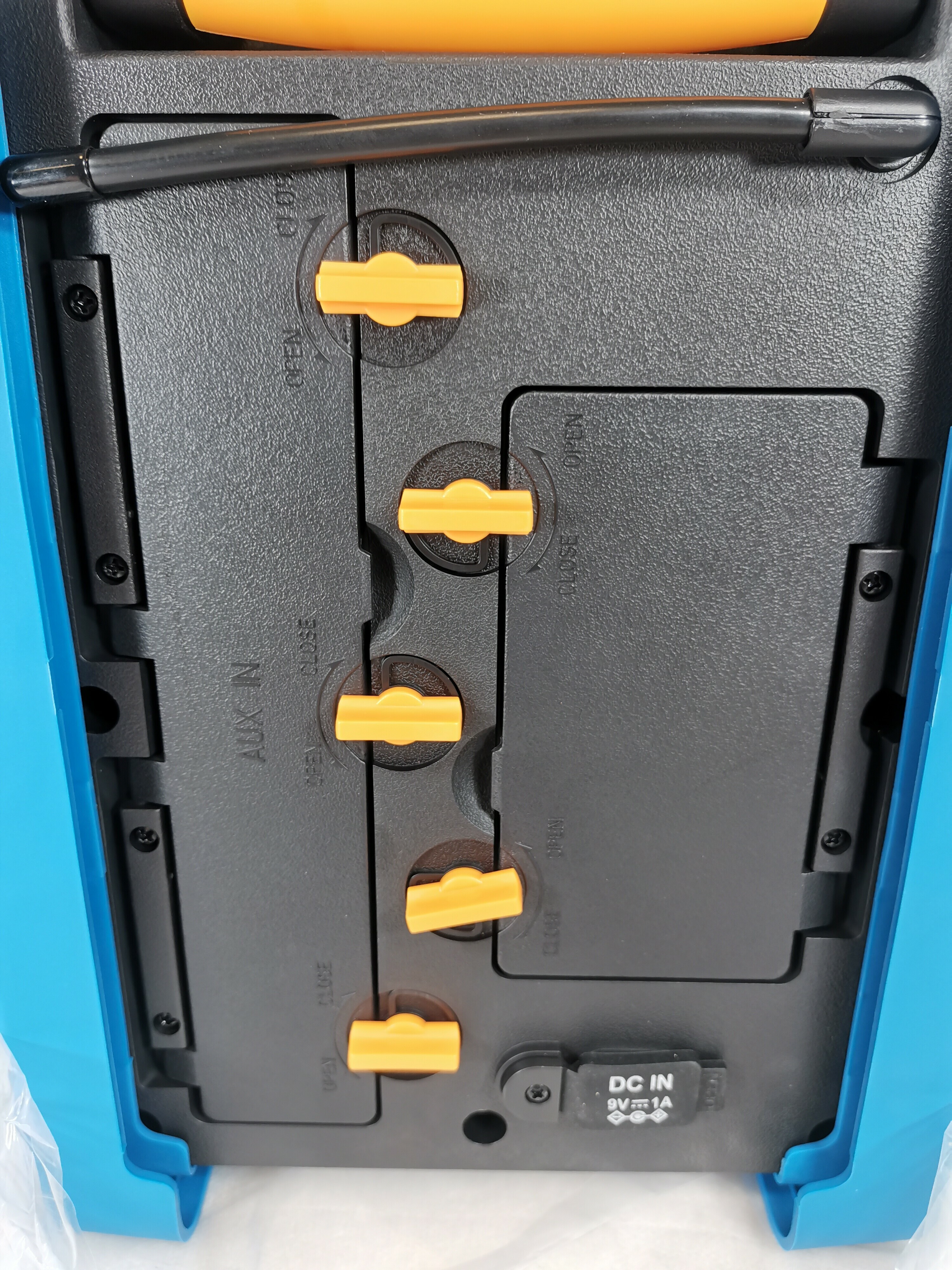 radio-budowlane-niteo-tools-210220-wr-igla-dabrowskiego-30-strzegom-sj