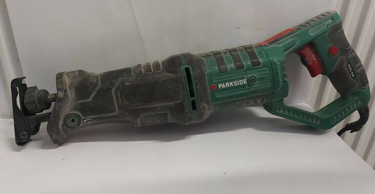 PIŁA SZABLASTA PARKSIDE PFS 710 E4 WALIZKA