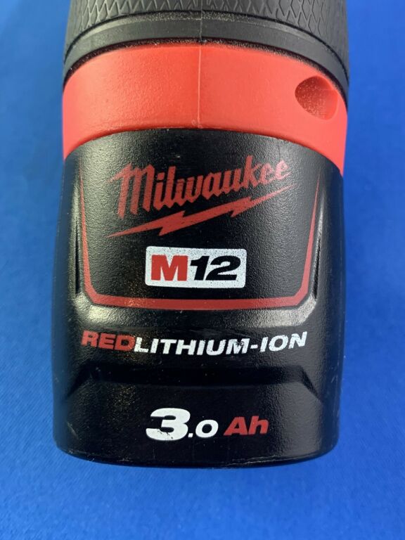 WKRĘTARKA MILWAUKEE M12 FDD + AKU 3.0AH