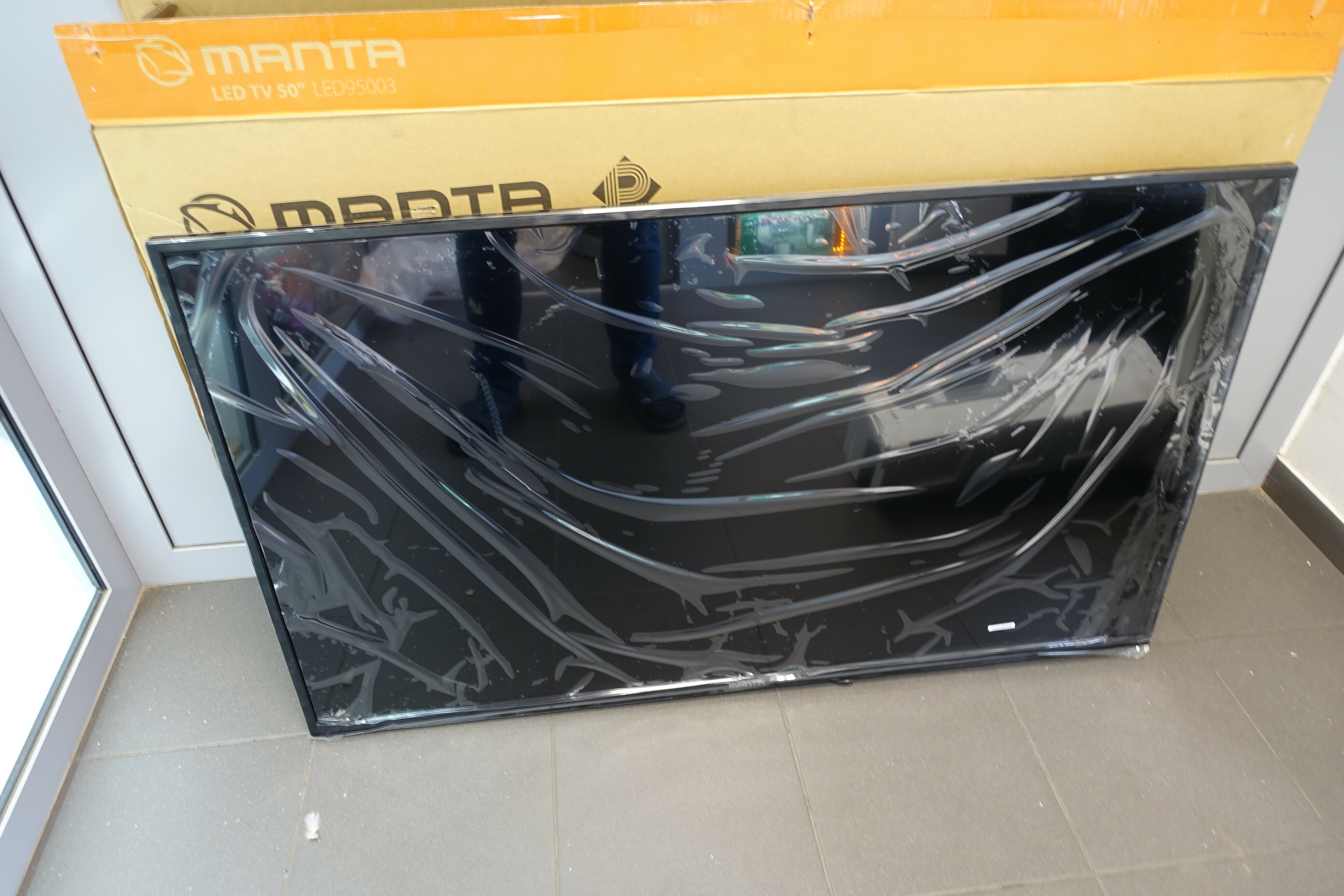 telewizor-manta-50-cali-led-95003-komplet-okazja-marka-manta