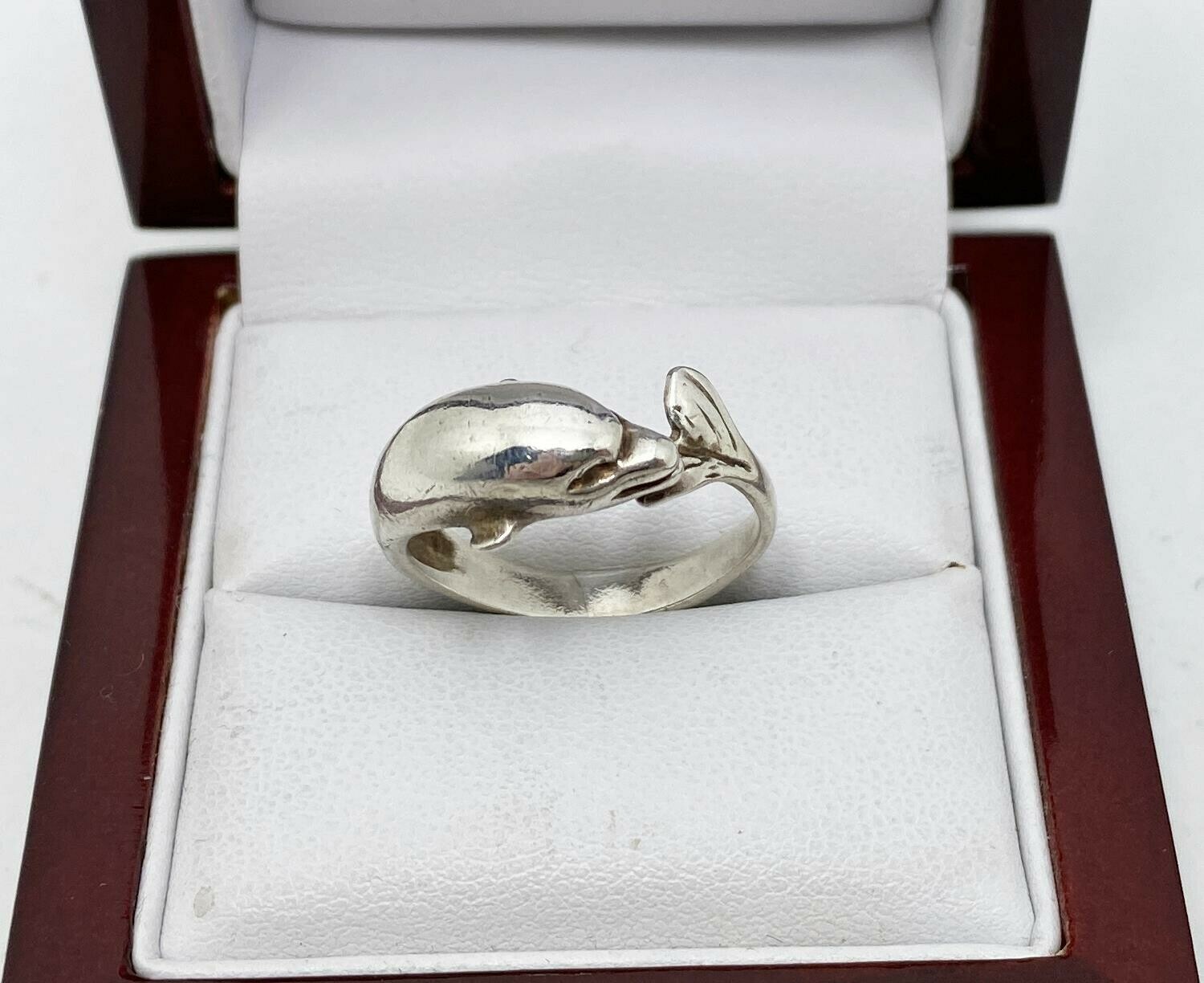 srebrny-pierscionek-delfin-ag-925-rozmiar-15-hubska-82-wroclaw