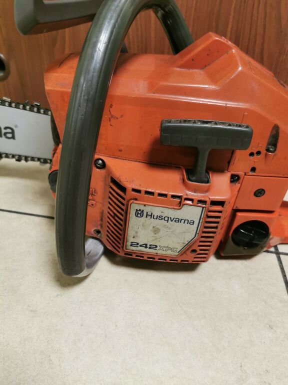 pila-husqvarna-242-xp-okazja-stan-uzywany