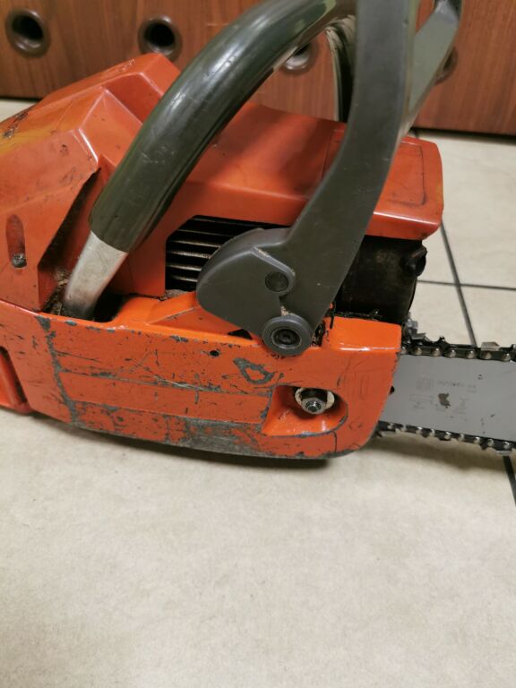 pila-husqvarna-242-xp-okazja-zasilanie-spalinowe