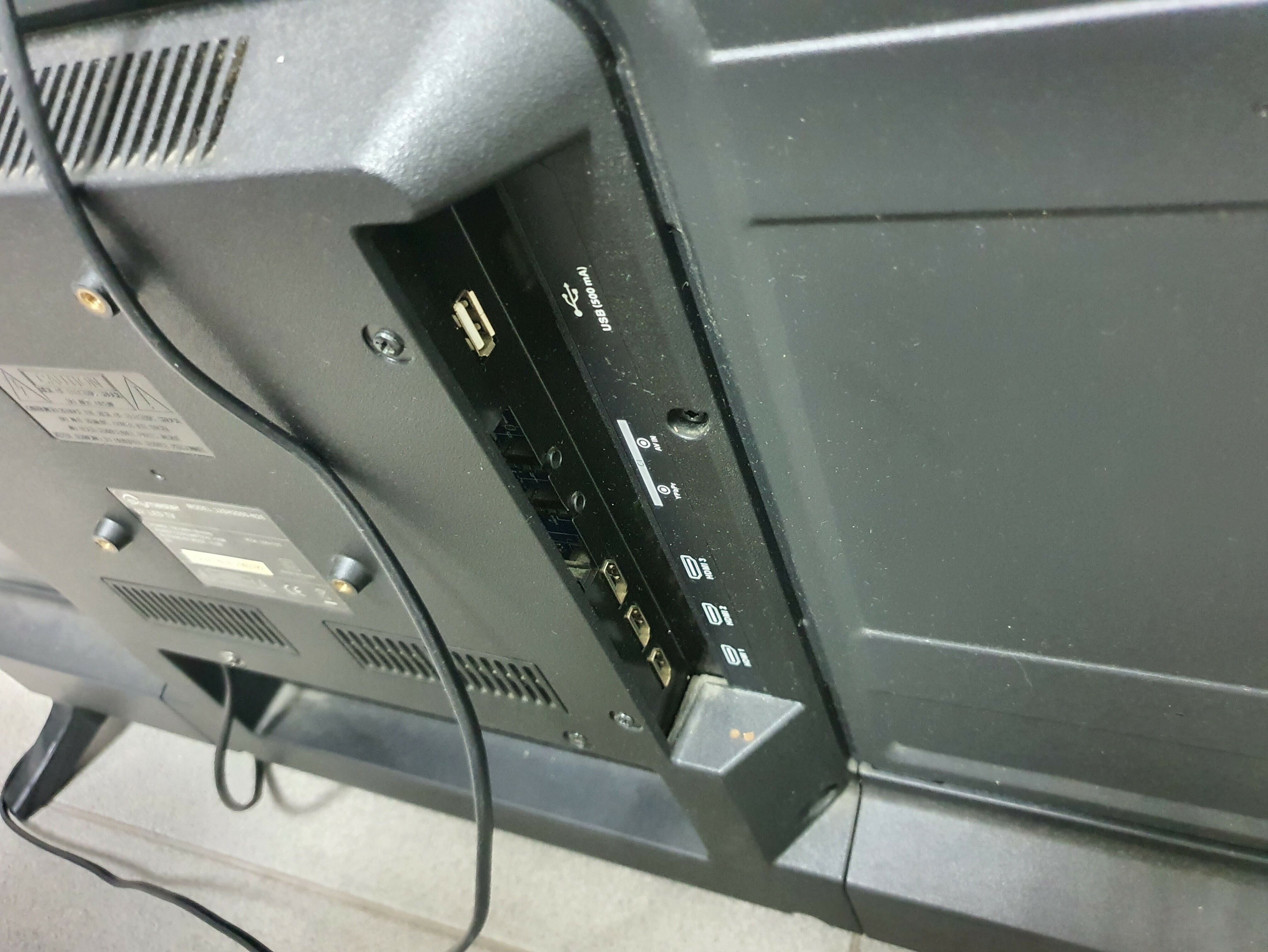 tv-skymaster-32-32sh2000-z-pilotem-model-32sh2000