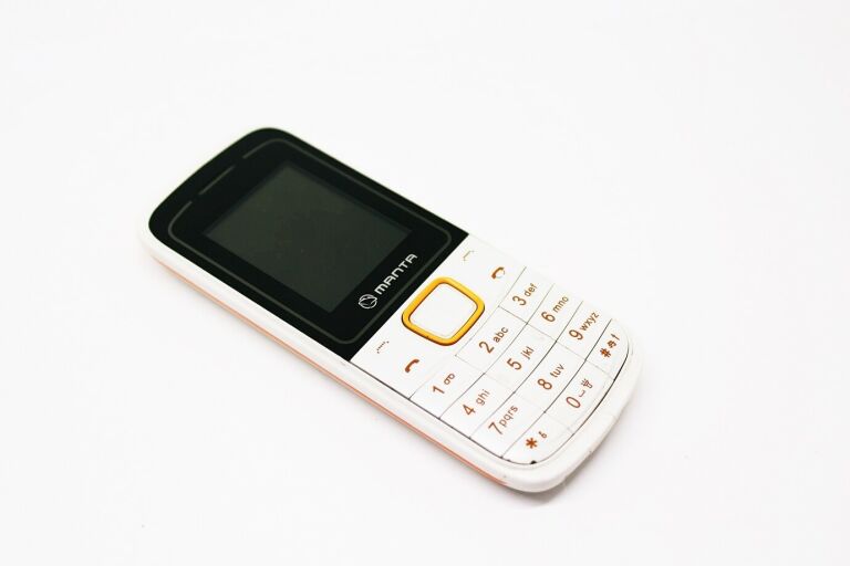 TELEFON MANTA MS1701