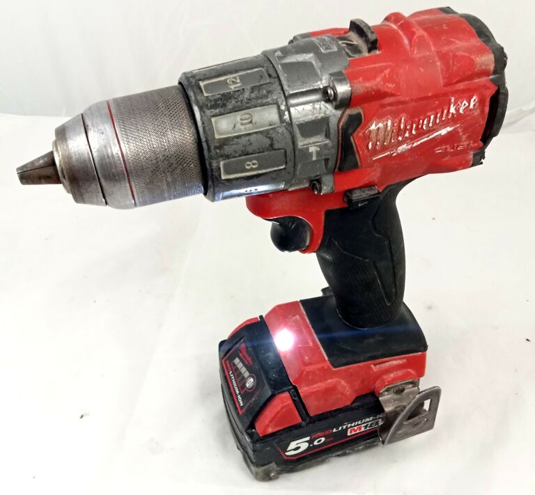 WKRĘTARKA UDAROWA MILWAUKEE M18 + AKUMULATOR