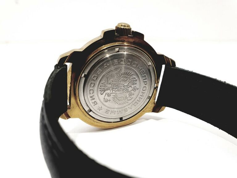 zegarek-rossija-mechanizm-kwarcowy