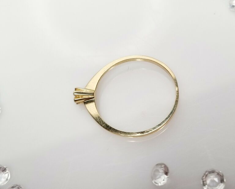 zloty-pierscionek-kwiatek-585-rodzaj-2205-2