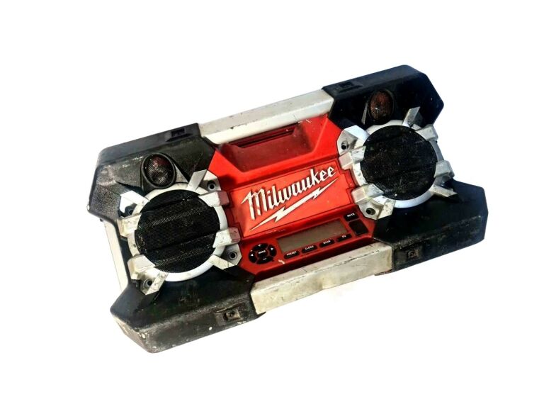 RADIO BUDOWLANE MILWAUKEE C12-28 DCR