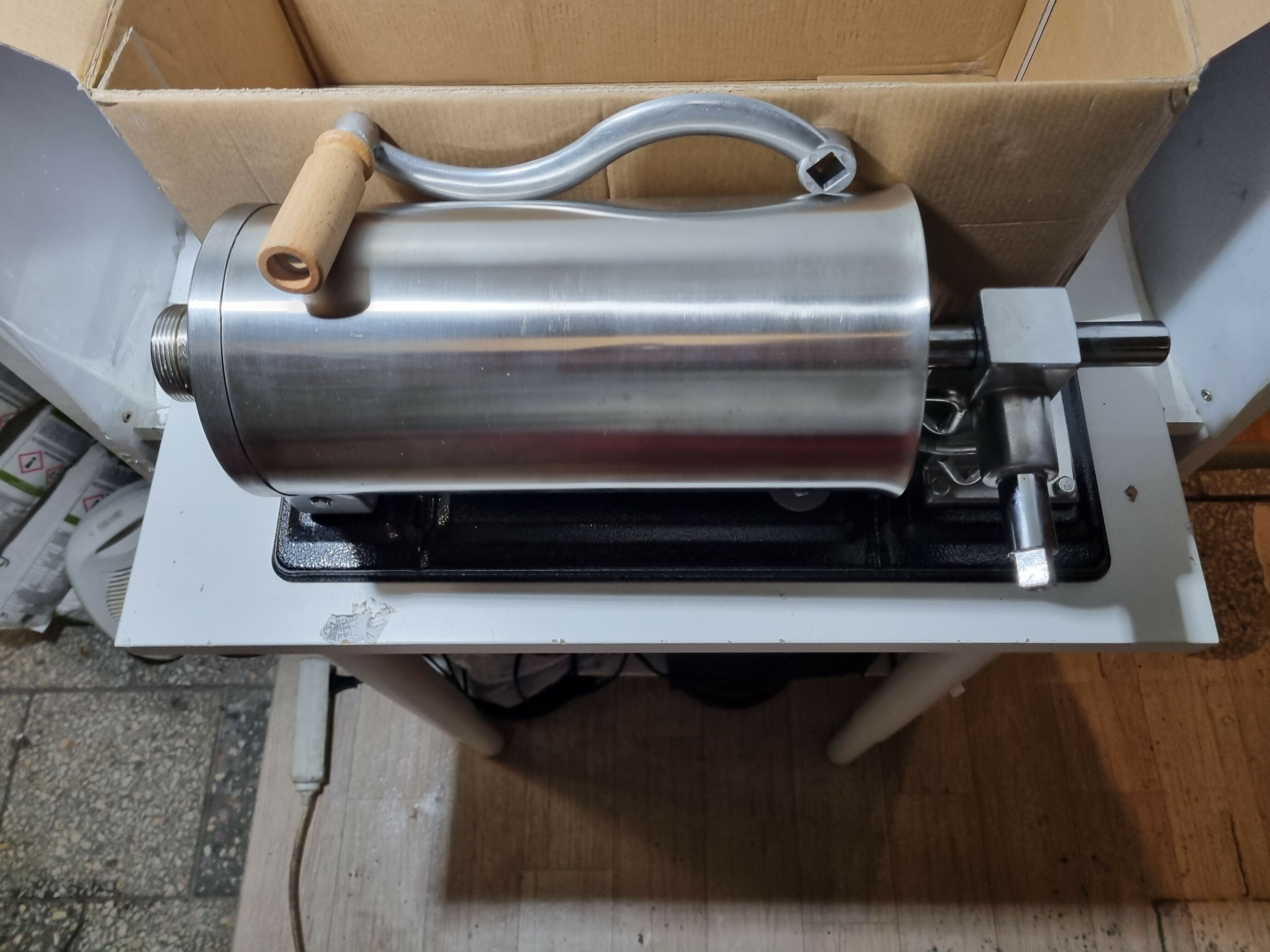 nadziewarka-do-kielbas-4-kg-biowin-stan-uzywany