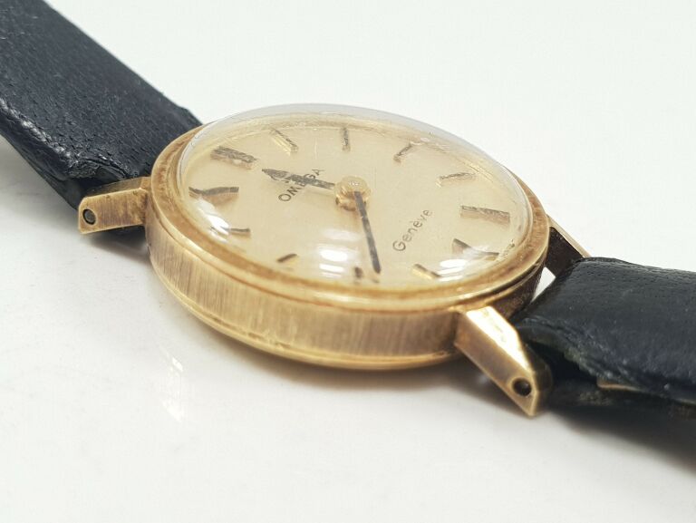 piekny-zloty-zegarek-omega-damski-14k-585-vintage-mechanizm-mechaniczny
