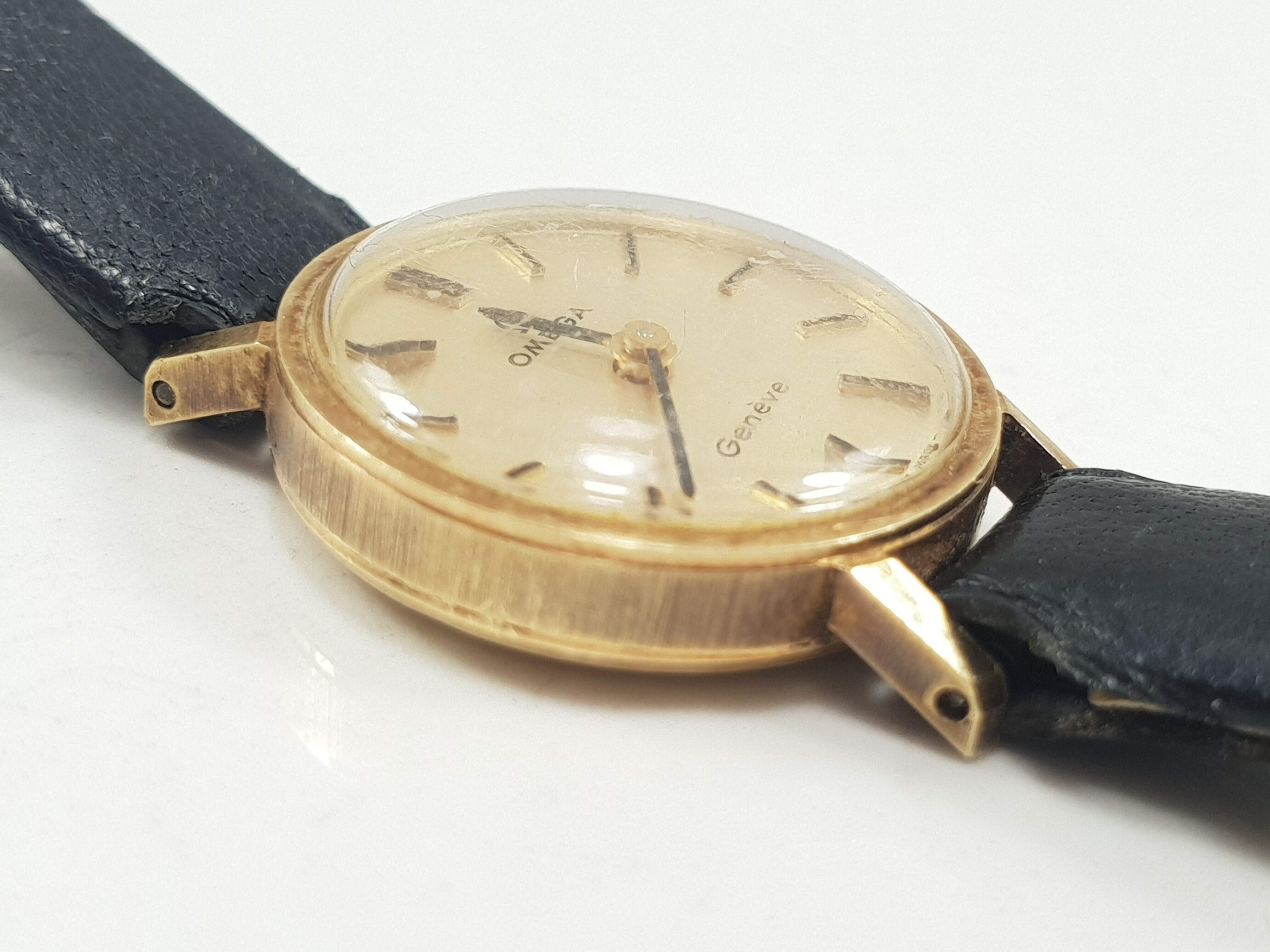 piekny-zloty-zegarek-omega-damski-14k-585-vintage-mechanizm-mechaniczny