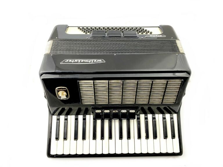 akordeon-weltmeister-stella-80-basow-marka-weltmeister