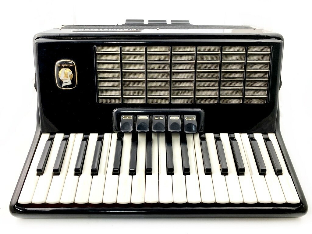 akordeon-weltmeister-stella-80-basow-rynek-6-wodzislaw-slaski