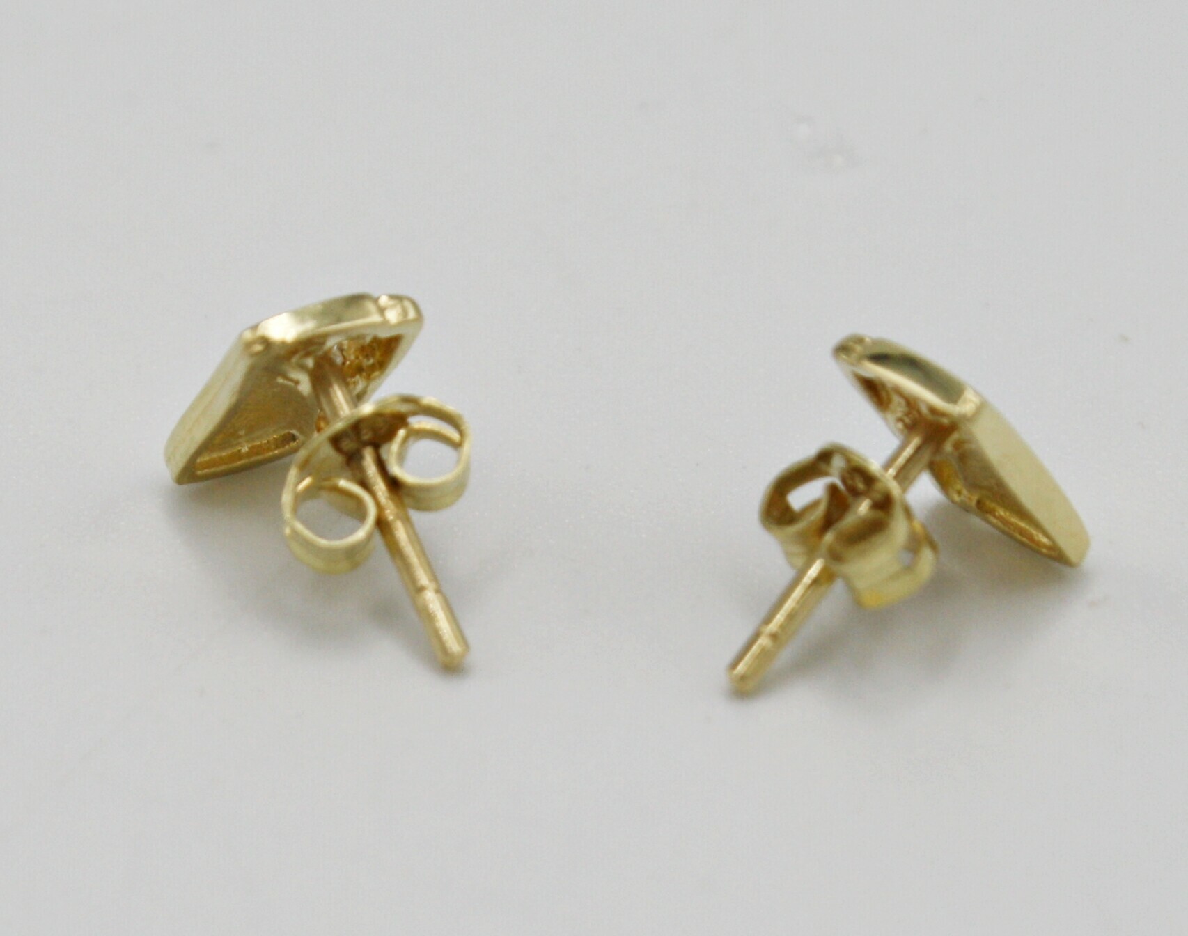 zlota-kolczyki-585-129g-rodzaj-wyrob-jubilerski