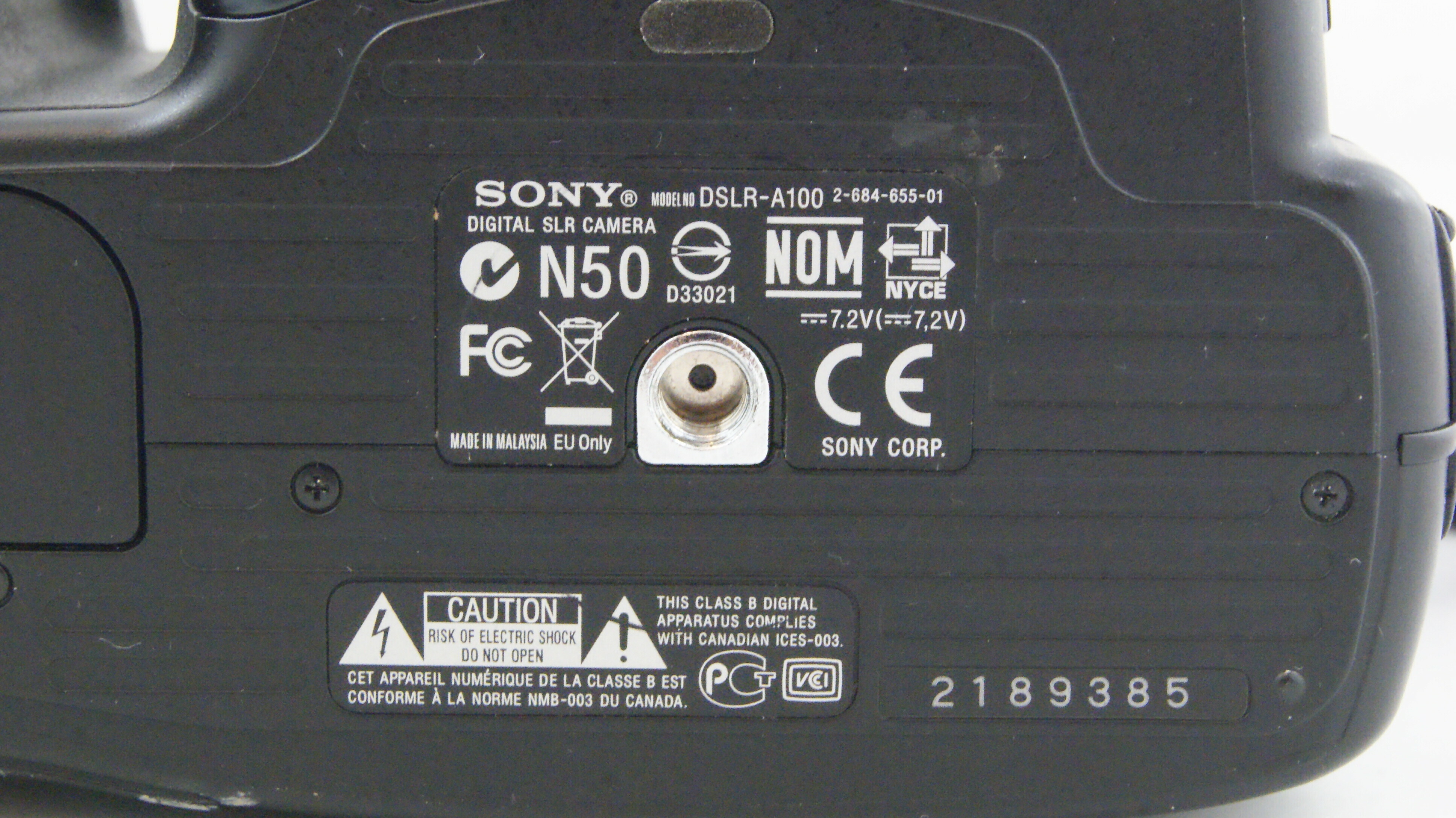 aparat-sony-alpha-100-uszkodzony-obiektyw-lad-ean-4905524340372