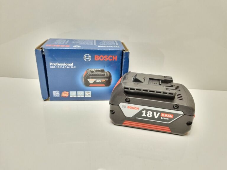 AKUMULATOR BOSCH GBA 18V 4,0 AH PUDEŁKO JAK NOWY