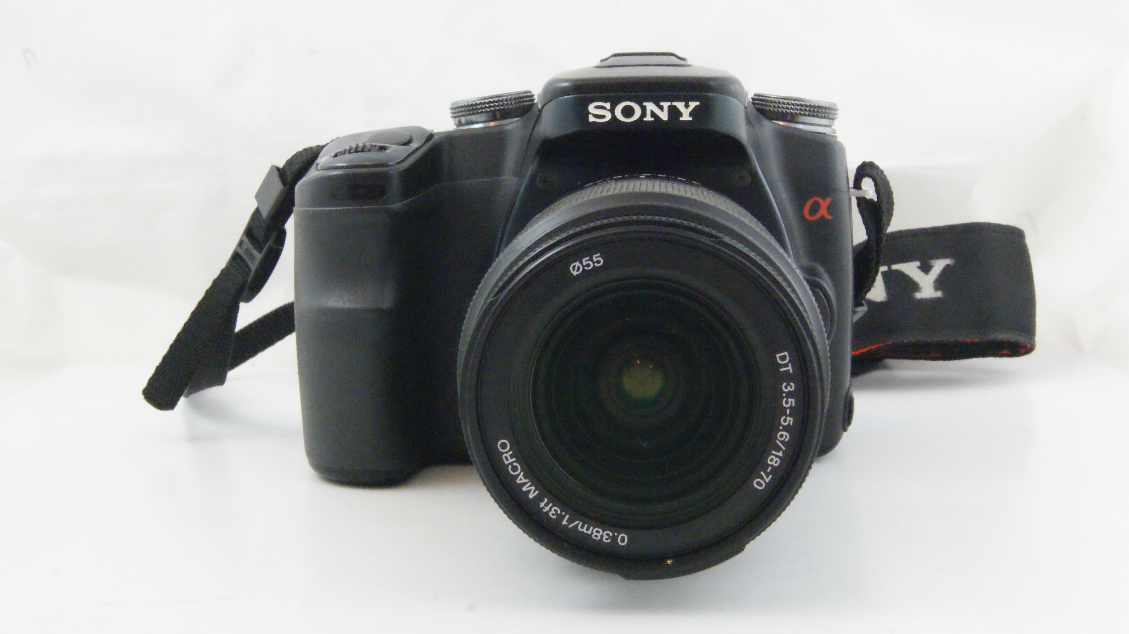 aparat-sony-alpha-100-uszkodzony-obiektyw-lad-stan-uzywany